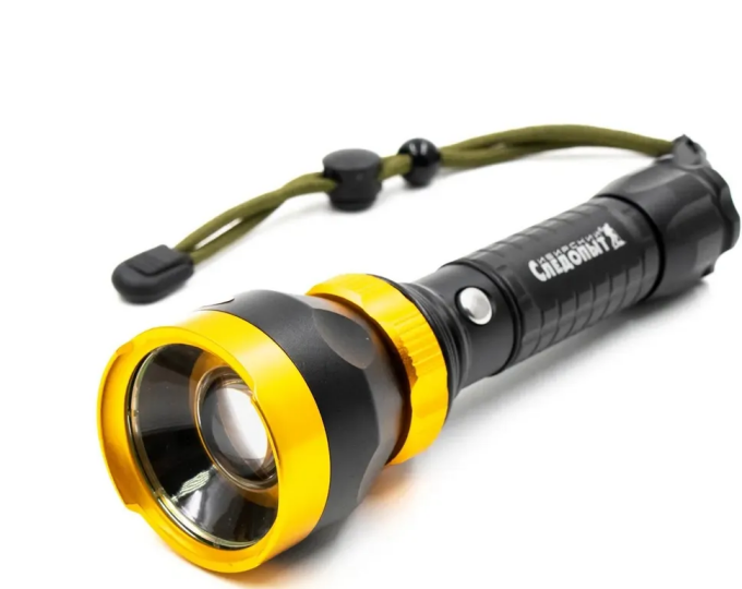 Фонарь ручной «СИБИРСКИЙ СЛЕДОПЫТ- Мастер» (Профи) 1L, zoom., аккум., 220В+12В, 3*AAA - изображение 1 