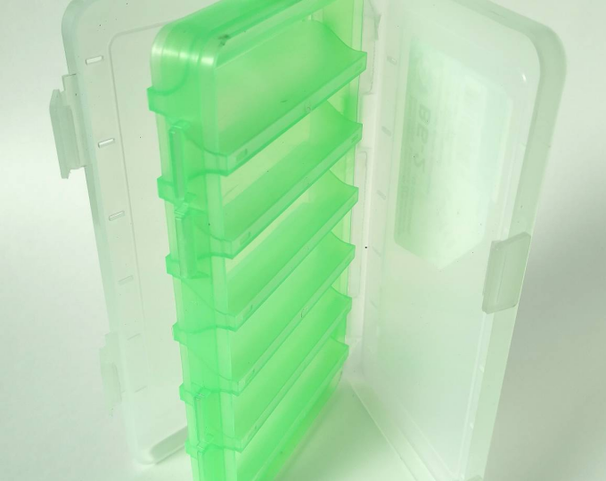 Коробка Три Кита ВБ-2 (2-х ст., для воблеров и балансиров, 6+6 отд., 230*125*35мм) зелёная - изображение 3