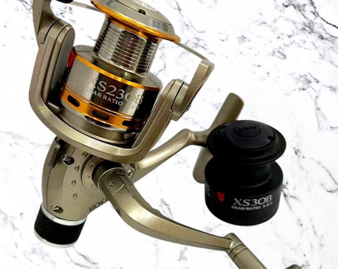 Катушка б/ин. COBRA  XS-240B (металлическая шпуля) - изображение 1 