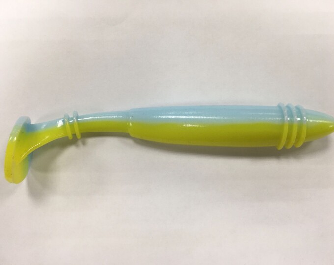 Силиконовая приманка Brown Perch «Dominator» (длина 200мм, вес 55гр.) цвет северное-сияние (1шт.) - изображение 1