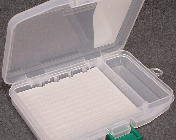 Коробка Kosadaka Foam Case 1 (146х103х23мм, пенка с прорезями + вставка) - изображение 3