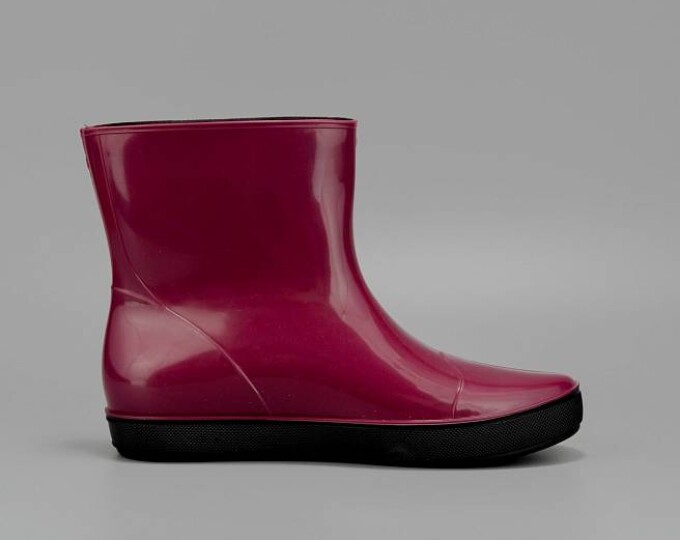 Полусапожки Nordman «Alida» (ПВХ, бордовые с черной подошвой, утепленные флисом) - изображение 2